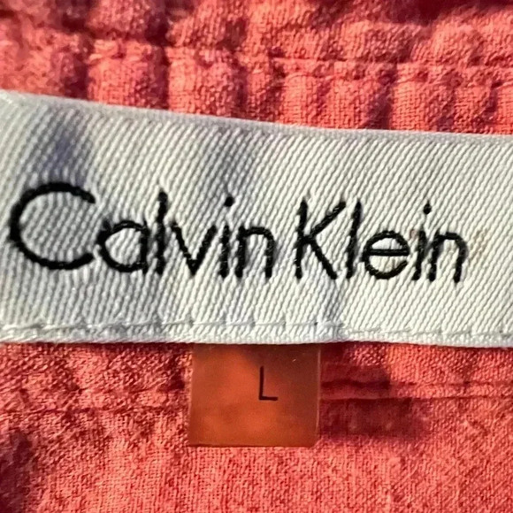 Calvin Klein top size large - Picture 3 of 3